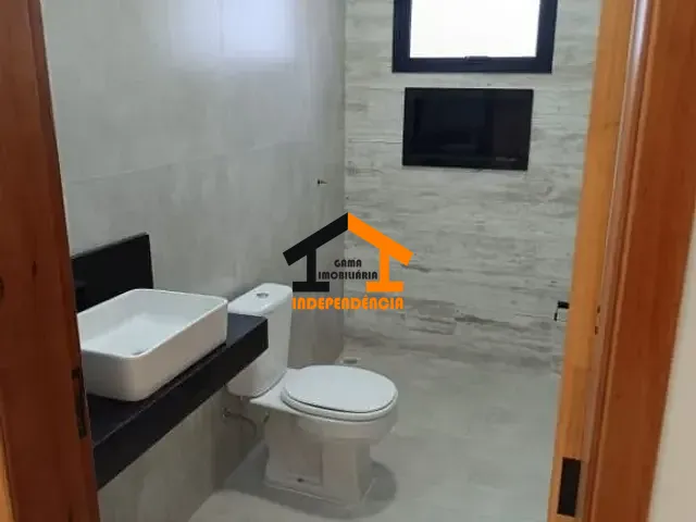 Casa com 420m² 3 quartos e 1 banheiro, à venda, no bairro Nova Itatiba em Itatiba