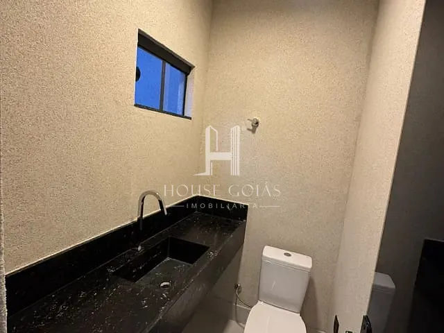 Casa 3 quartos e 3 banheiros, à venda, no bairro Jardim Atlântico em Goiânia