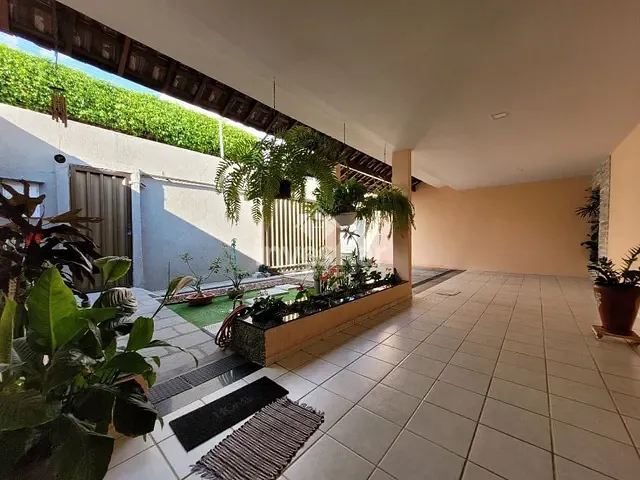 Casa com 350m² 3 quartos e 2 banheiros, à venda, no bairro Catolé em Campina Grande