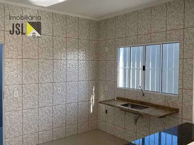 Casa com 128m² 2 quartos e 2 banheiros, à venda, no bairro Borda da Mata em Caçapava