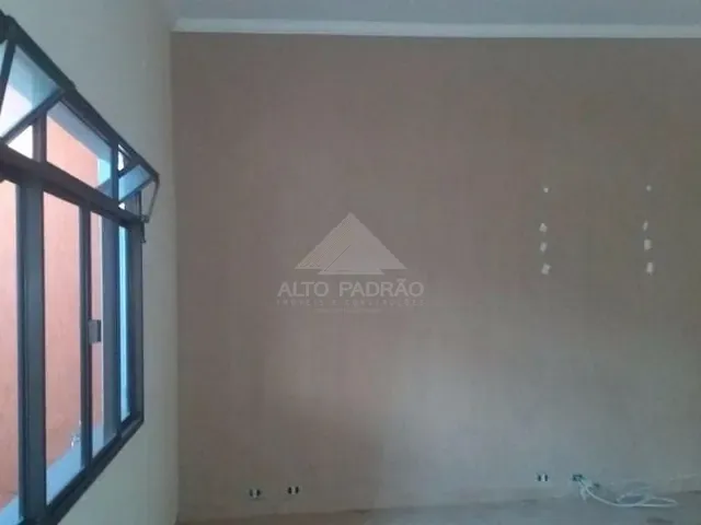 Casa com 250m² 3 quartos e 1 banheiro, à venda, no bairro Parque São Vicente em Mauá