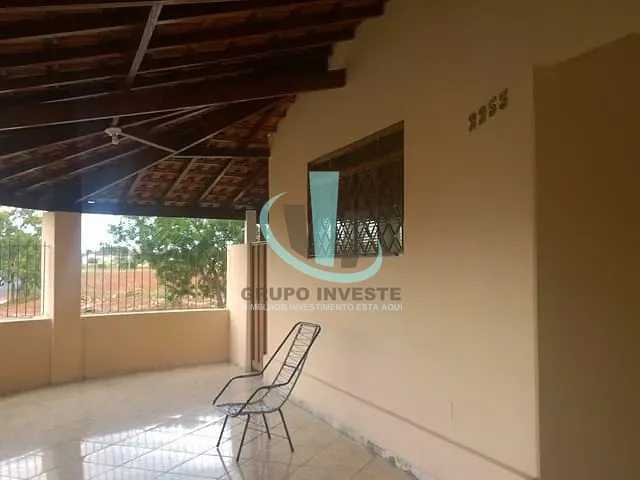 Casa com 300m² 3 quartos e 1 banheiro, à venda, no bairro VILA BIAGIONI em ARARAQUARA