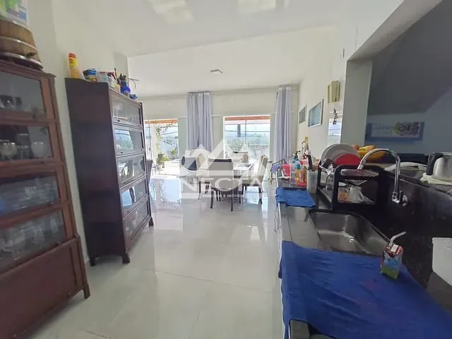 Casa com 250m² 4 quartos e 4 banheiros, à venda, no bairro Massaguaçu em Caraguatatuba