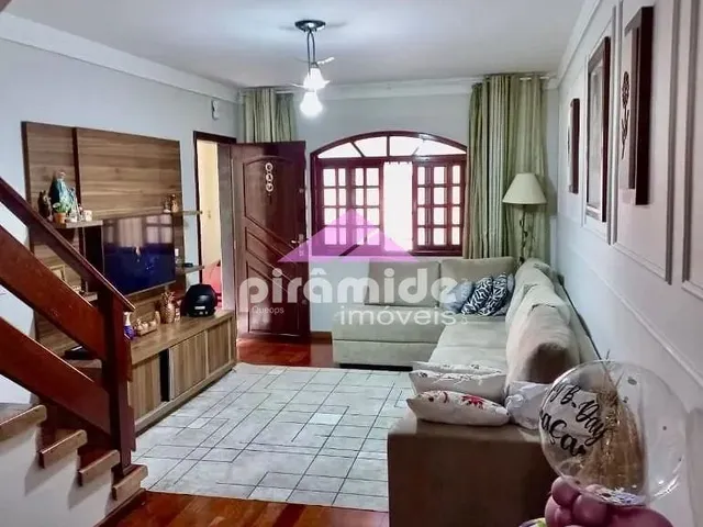 Casa com 125m² 3 quartos e 2 banheiros, à venda, no bairro Bosque dos Eucaliptos em São José Dos Campos