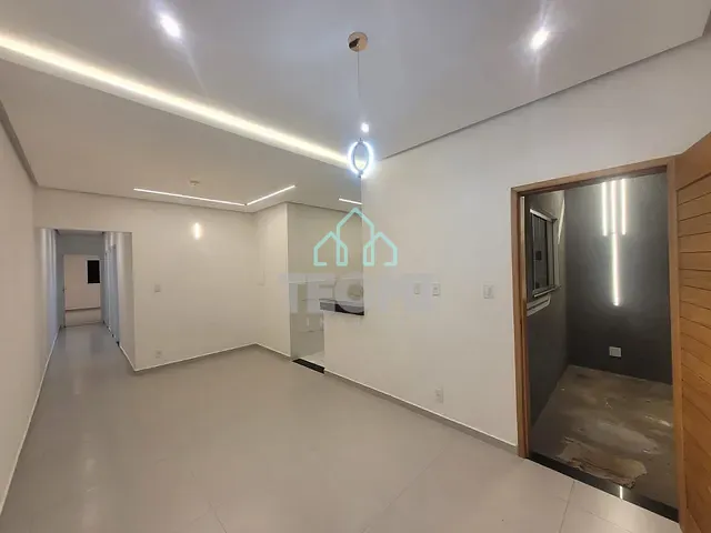 Casa com 150m² 3 quartos e 2 banheiros, à venda, no bairro Piracangaguá em Taubaté