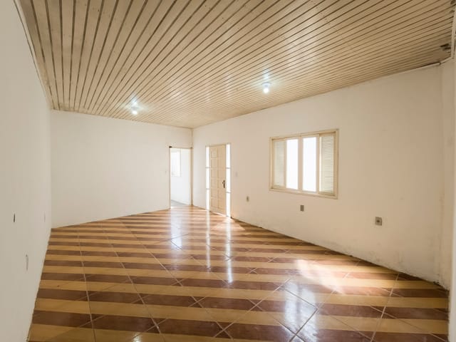 Casa com 264m² 3 quartos e 2 banheiros, à venda, no bairro Centro em Pelotas