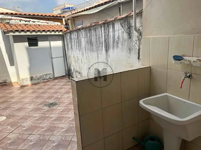 Casa com 150m² 3 quartos e 1 banheiro, à venda, no bairro Campo do Galvão em Guaratinguetá