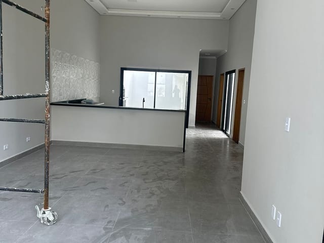 Casa com 214m² 3 quartos e 2 banheiros, à venda, no bairro Parque São Domingos em Pindamonhangaba
