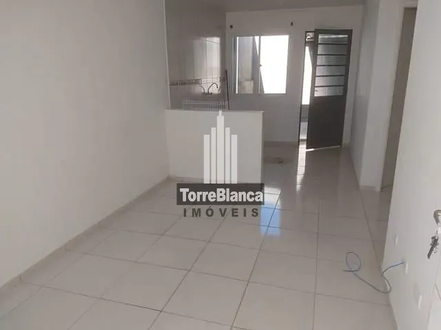 Casa com 60m² 2 quartos e 1 banheiro, à venda, no bairro Cará-Cará em Ponta Grossa