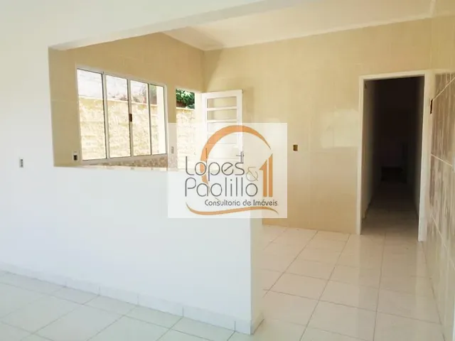 Casa com 150m² 2 quartos e 1 banheiro, à venda, no bairro Jardim Imperial em Atibaia