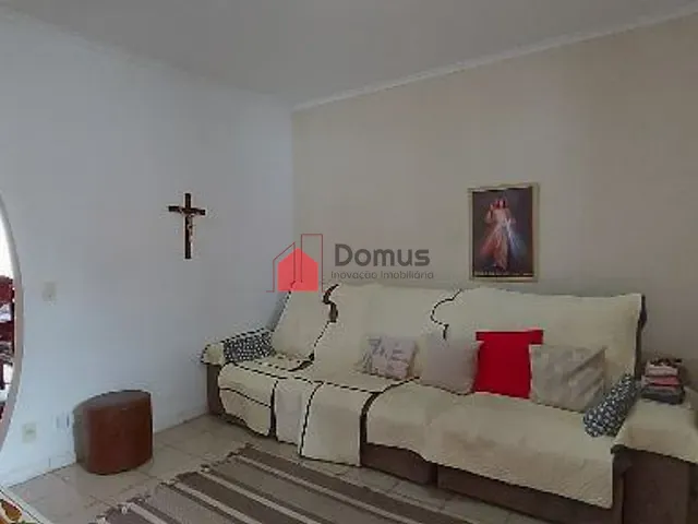 Casa com 300m² 3 quartos e 4 banheiros, à venda, no bairro Jardim Rosely em Pindamonhangaba