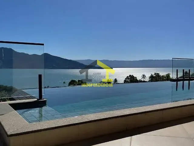 Casa com 1531m² 10 quartos e 11 banheiros, à venda, no bairro Siriúba em Ilhabela