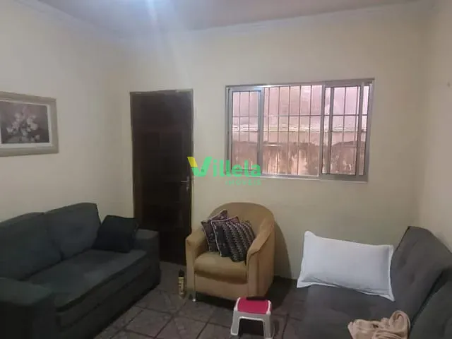 Casa 3 quartos e 1 banheiro, à venda, no bairro Vila Zeferina em Itaquaquecetuba