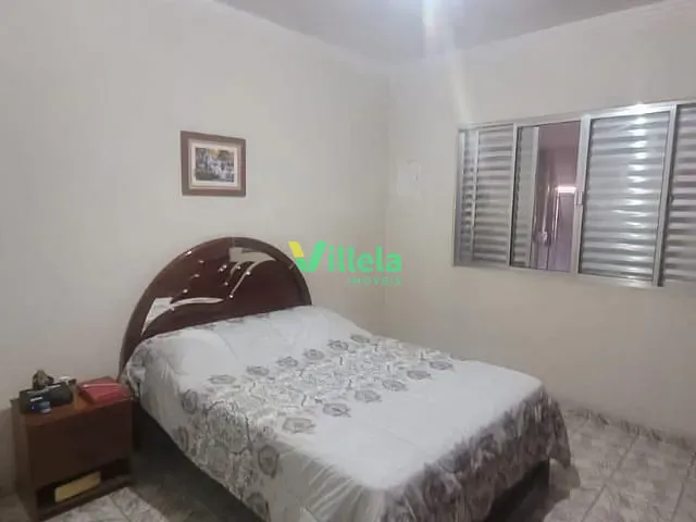 Casa 3 quartos e 1 banheiro, à venda, no bairro Vila Zeferina em Itaquaquecetuba