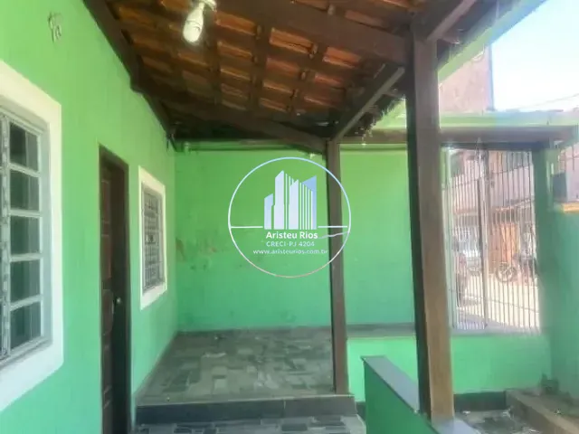 Casa com 385m², à venda, no bairro São Geraldo em Pouso Alegre