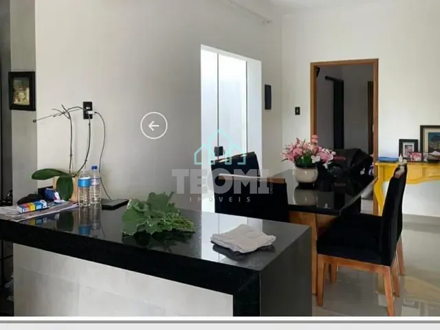Casa com 240m² 2 quartos e 1 banheiro, à venda, no bairro Jardim Julieta em Taubaté