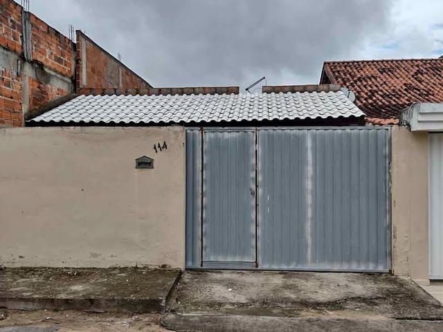 Casa 2 quartos e 2 banheiros, à venda, no bairro Parque Jardim Carioca em Campos dos Goytacazes