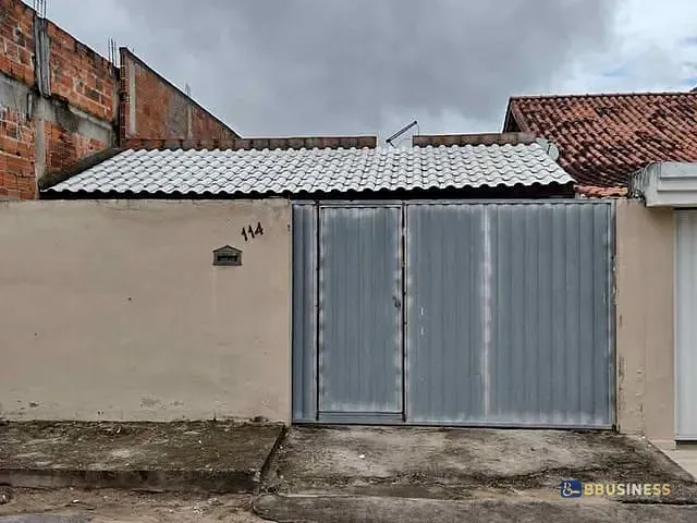 Casa 2 quartos e 2 banheiros, à venda, no bairro Parque Jardim Carioca em Campos dos Goytacazes