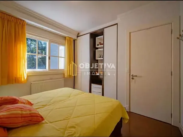 Casa 3 quartos e 3 banheiros, à venda, no bairro bela vista em Gramado