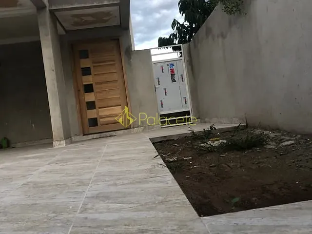 Casa com 150m² 3 quartos e 2 banheiros, à venda, no bairro Santana em Pindamonhangaba