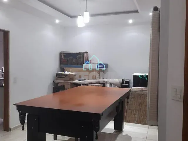 Casa com 250m² 3 quartos e 2 banheiros, à venda, no bairro Loteamento Residencial Vale das Flores em Tremembé