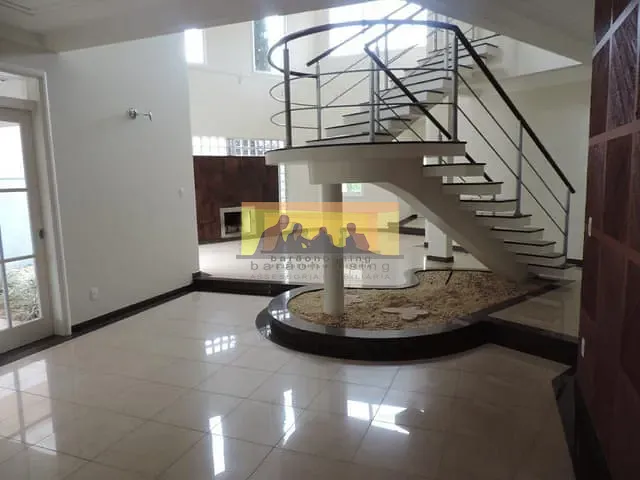 Casa com 622m² 4 quartos e 5 banheiros, à venda, no bairro Residencial Barão do Café em Campinas