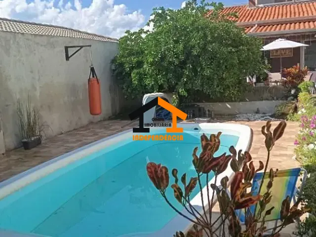 Casa com 250m² 2 quartos e 2 banheiros, à venda, no bairro Villaggio Fosuzzi em Itatiba