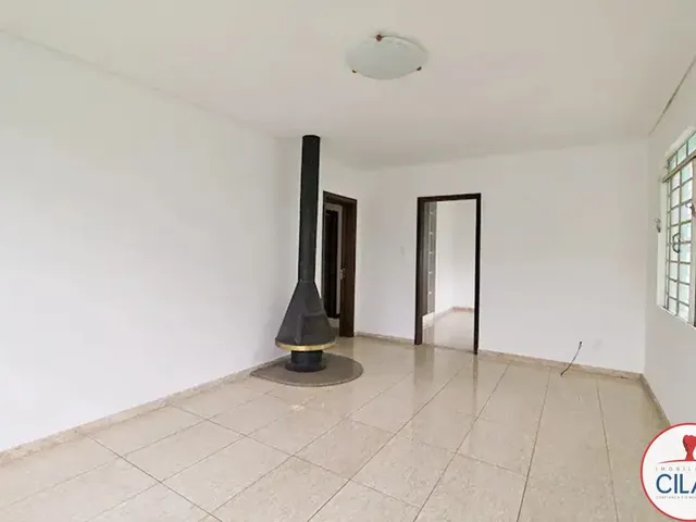 Casa 3 quartos e 1 banheiro, à venda, no bairro Jardim Social em Curitiba