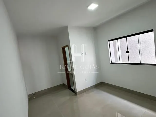 Casa com 125m² 2 quartos e 2 banheiros, à venda, no bairro Residencial Santa Fé em Goiânia