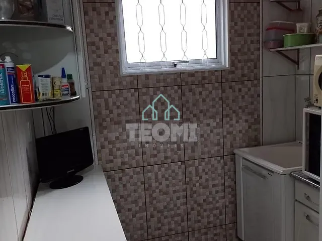 Casa 3 quartos e 3 banheiros, à venda, no bairro Pinheirinho em Taubaté