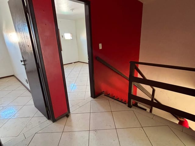 Casa 6 quartos e 4 banheiros, à venda, no bairro Riviera Fluminense em Macaé