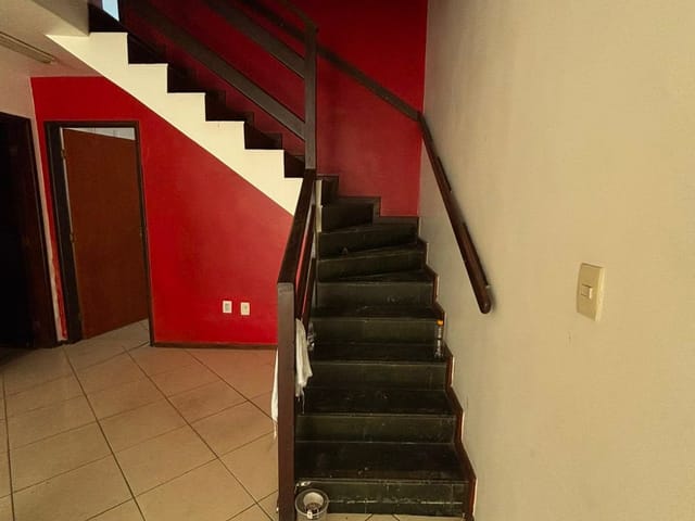 Casa 6 quartos e 4 banheiros, à venda, no bairro Riviera Fluminense em Macaé