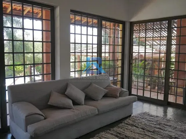 Casa com 1847m² 5 quartos e 1 banheiro, para alugar, no bairro Ville Chamonix em Itatiba