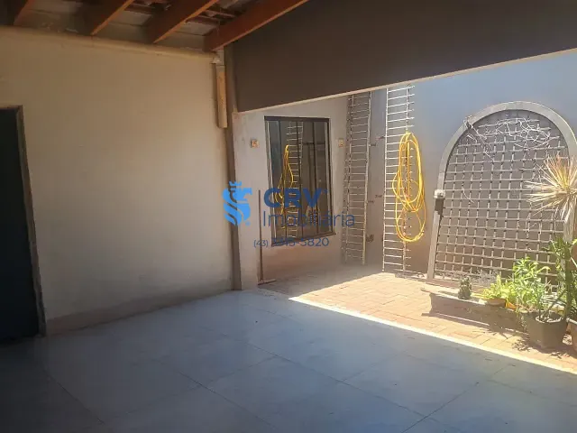 Casa com 156m² 3 quartos e 1 banheiro, à venda, no bairro Conjunto Habitacional José Garcia Molina em Londrina