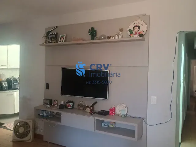 Casa com 156m² 3 quartos e 1 banheiro, à venda, no bairro Conjunto Habitacional José Garcia Molina em Londrina
