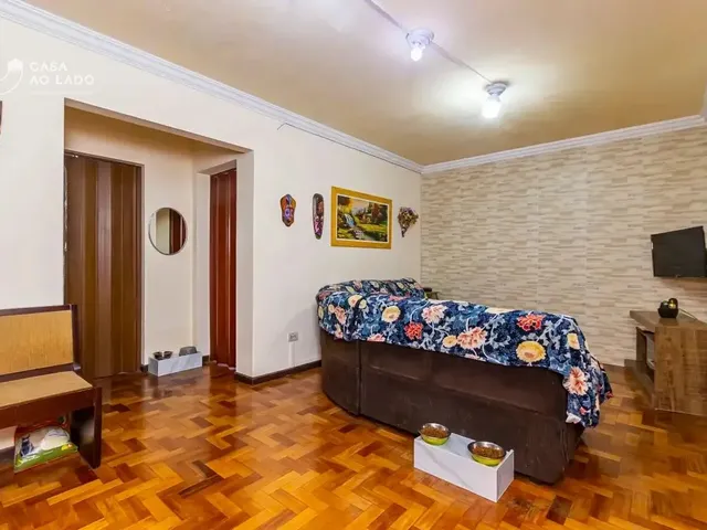 Casa 4 quartos e 3 banheiros, à venda, no bairro Xaxim em Curitiba