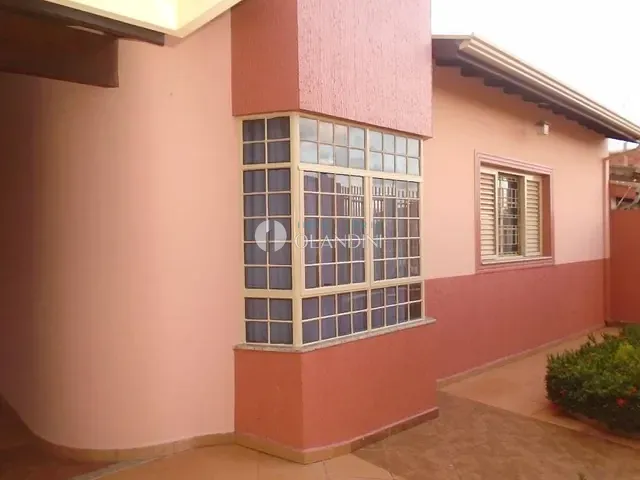 Casa com 325m² 3 quartos e 1 banheiro, à venda, no bairro Jardim Conservani em Artur Nogueira