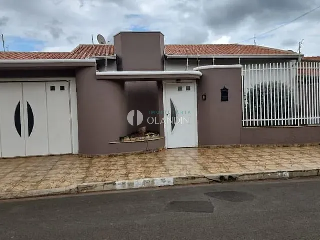 Casa com 325m² 3 quartos e 1 banheiro, à venda, no bairro Jardim Conservani em Artur Nogueira