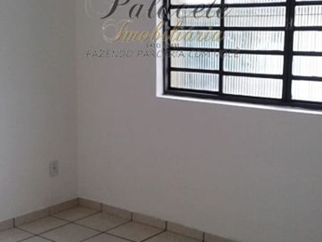 Casa com 150m² 2 quartos e 2 banheiros, à venda, no bairro Residencial Ouro Verde em Pindamonhangaba