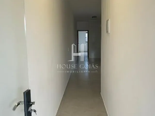 Casa 2 quartos e 2 banheiros, à venda, no bairro Residencial Della Penna em Goiânia