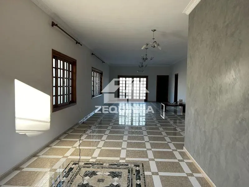 Casa, 6 quartos, 493 m² - Foto 1
