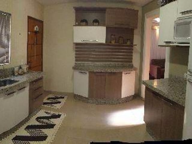 Foto do Casa - Casa com 2 dormitórios à venda, 112 m² por R$ 350.000,00 - Jardim Neman Sahyun - Londrina/PR | Aurora Imobi
