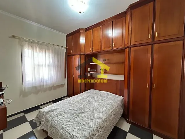 Casa com 679m² 5 quartos e 5 banheiros, à venda, no bairro Residencial Flamboyant em Itatiba