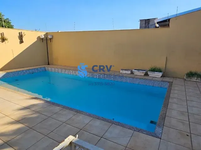 Casa com 414m² 3 quartos e 2 banheiros, à venda, no bairro Vila Goes em Londrina
