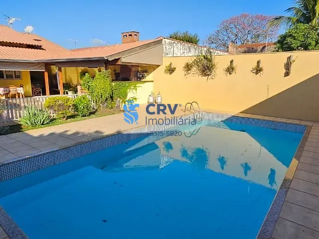 Casa com 414m² 3 quartos e 2 banheiros, à venda, no bairro Vila Goes em Londrina