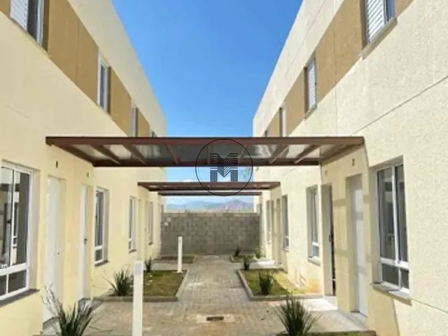 Casa 2 quartos e 1 banheiro, à venda, no bairro Jardim Santa Luzia em Guaratinguetá