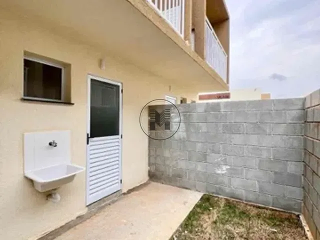 Casa 2 quartos e 1 banheiro, à venda, no bairro Jardim Santa Luzia em Guaratinguetá