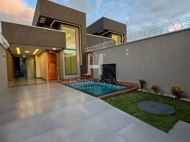 Casa com 180m² 3 quartos e 2 banheiros, à venda, no bairro Cidade Vera Cruz em Aparecida de Goiânia
