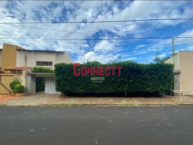 Casa com 450m² 4 quartos e 3 banheiros, à venda, no bairro Jardim Recreio em Ribeirão Preto