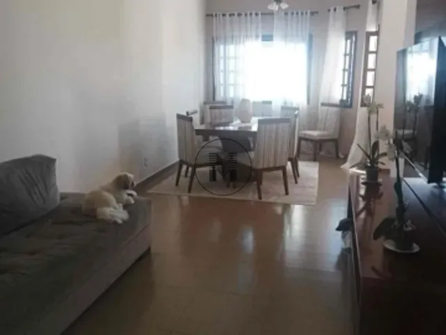 Casa com 250m² 2 quartos e 1 banheiro, à venda, no bairro Parque do Sol em Guaratinguetá